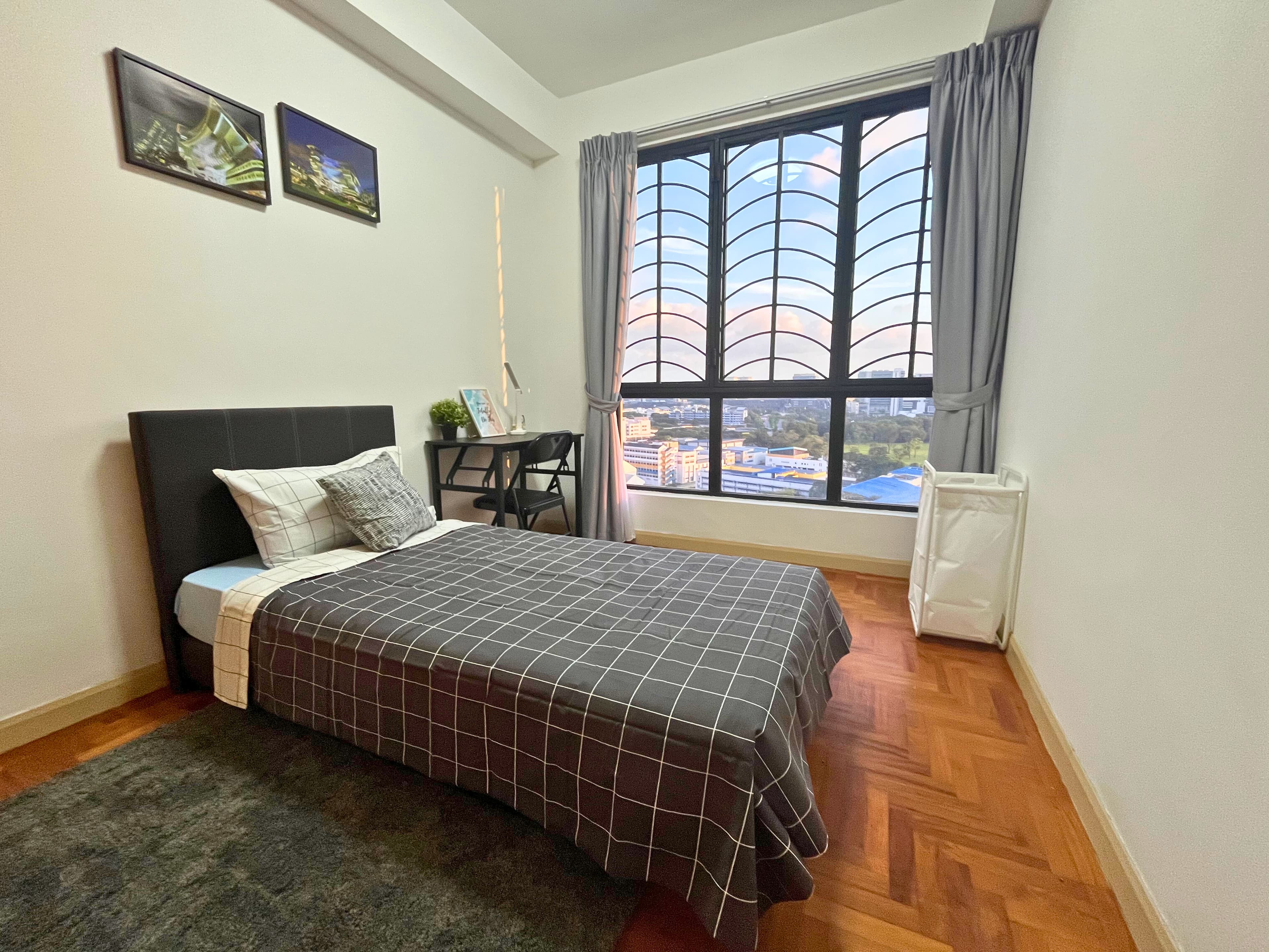 Premium Room 2 in Heritage View