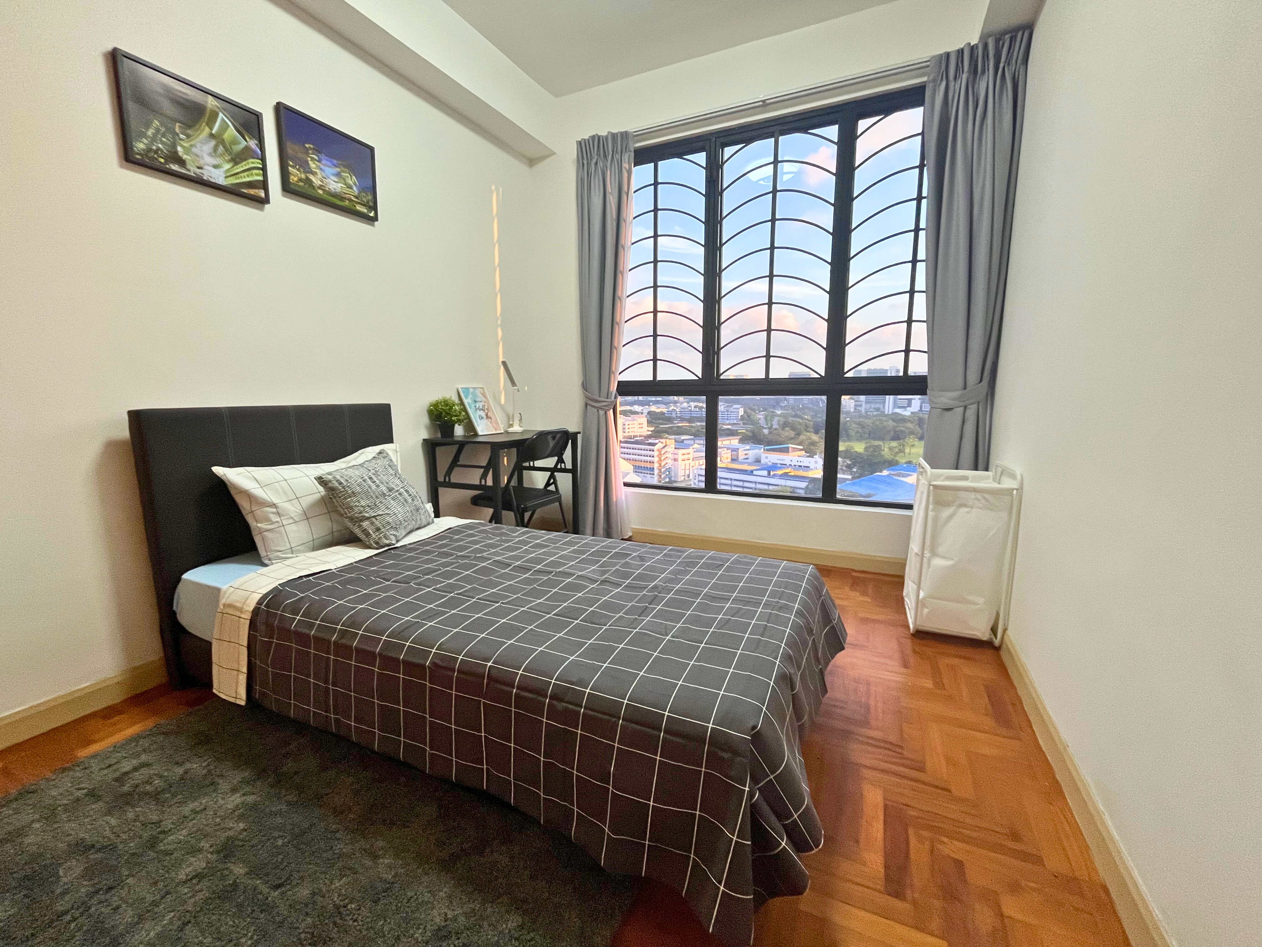 Premium Room 2 in Heritage View